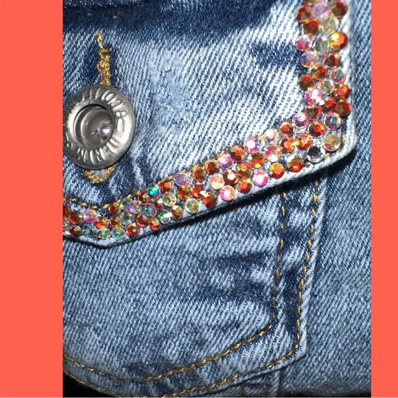 Betty  Boop Embroidered Got Basketball Denim Vest - Picture 8 of 10